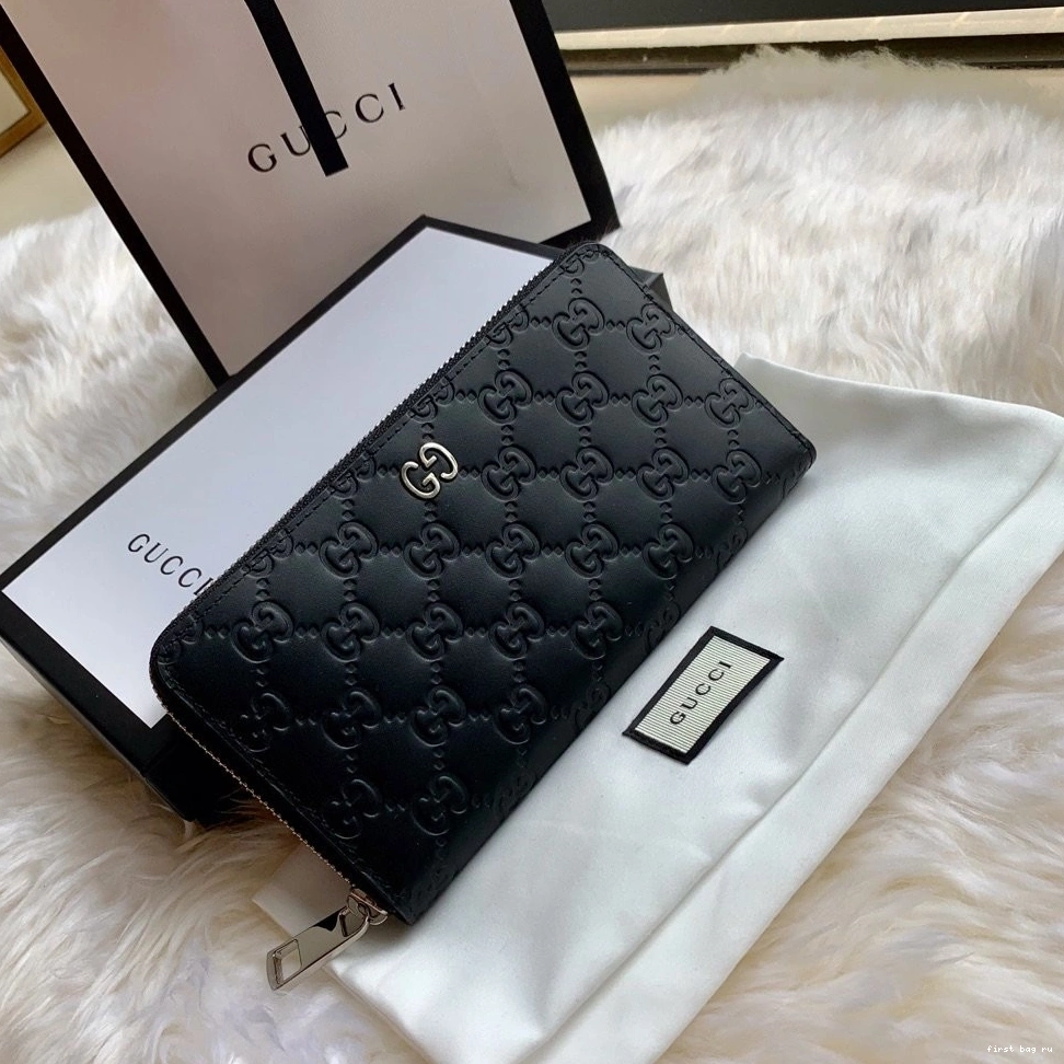 LEATHER ZIP AROUND GUCCI WALLET 0726